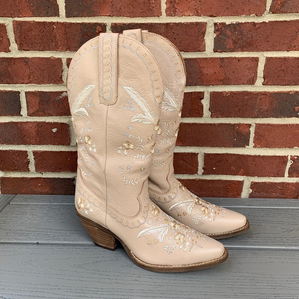 Dingo Sand Full Bloom Western Boots